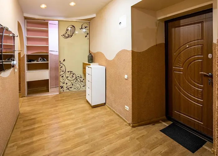 Apartamento The Main Square! 2 Separated Bedrooms, Balcony Leópolis