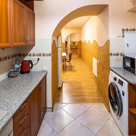 The Main Square! 2 Separated Bedrooms, Balcony *